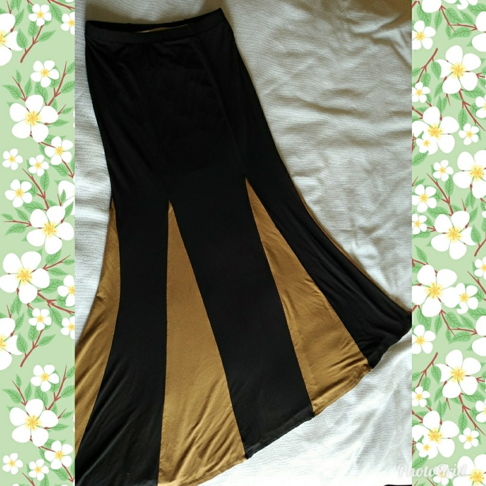 Black/Tan Maxi Skirt Size S